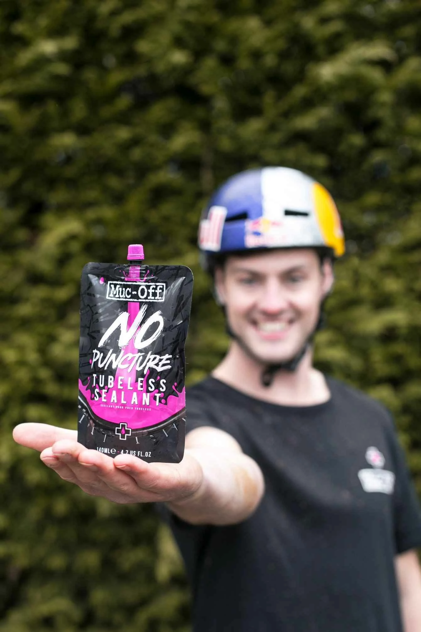 Muc-Off No Puncture Tubeless Sealant - 140 Ml - 827-S 6 Muc-Off No Puncture Tubeless Sealant - 140 Ml - 827-S - Billede 4